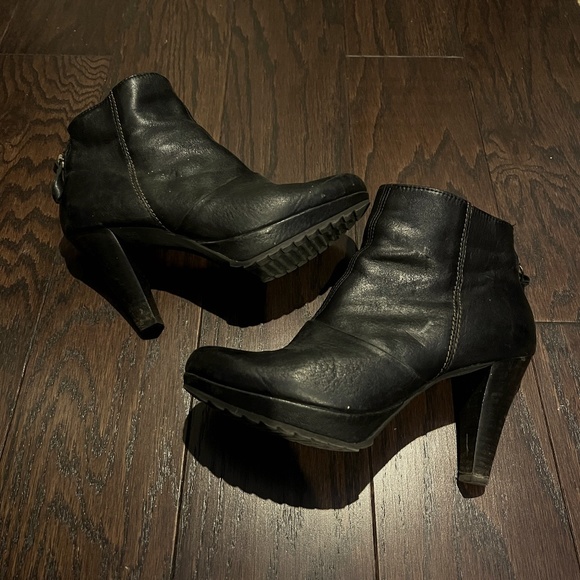 Paul Green Heeled Boots - Picture 1 of 7